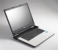 Image 1 : Un ordinateur portable avec un CPU Via C7-M