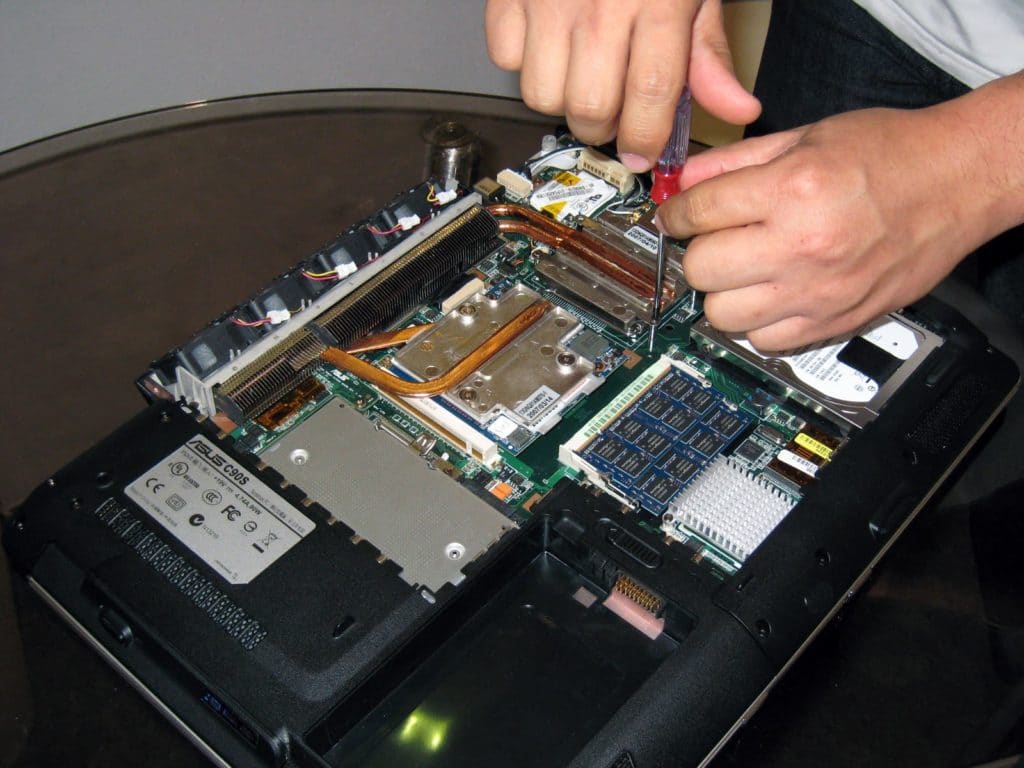 Image 4 : [Computex] C90S : le portable barebone d'Asus