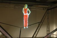 Image 1 : Projections holographiques massives pour 2022