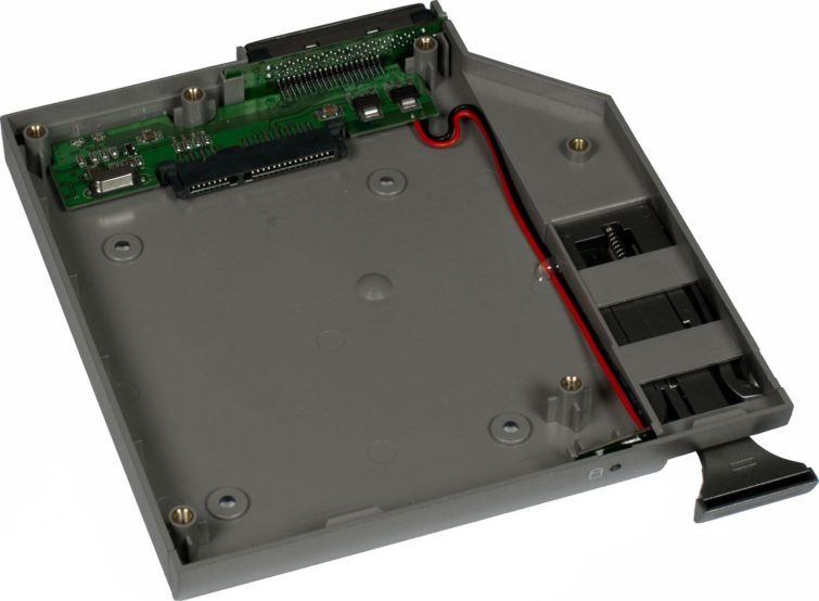 Image 7 : Portable : remplacer le lecteur optique par un SSD