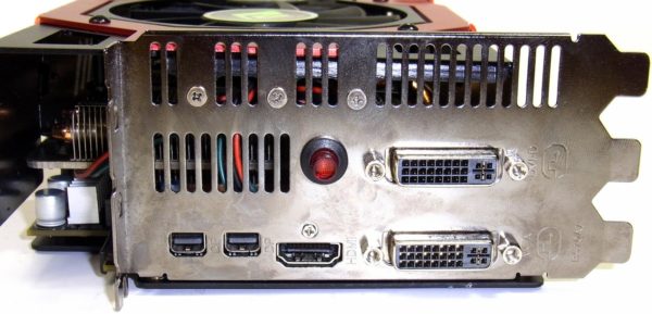 Image 31 : Radeon HD 7990 VS GeForce GTX 690 : nouveaux records !