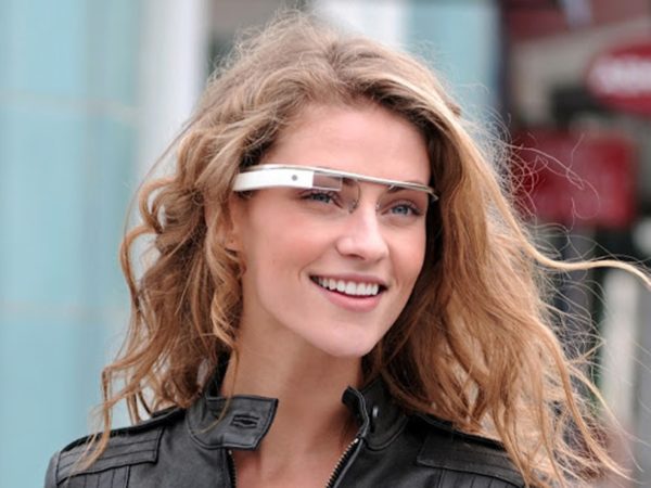 Image 1 : Google veut posséder le mot Glass