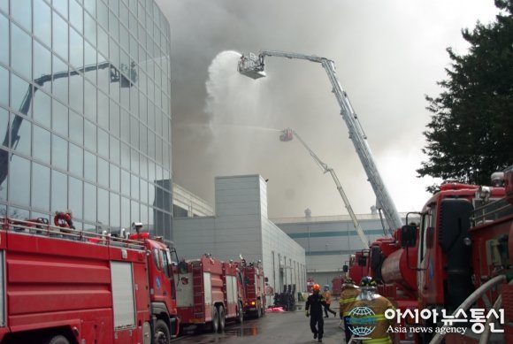 Image 1 : Les Galaxy S5 touchés par un incendie d'usine