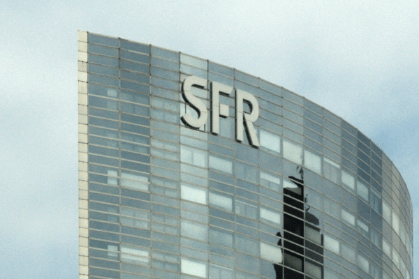 Image 1 : Bouygues offre 1 milliard supplémentaire pour SFR