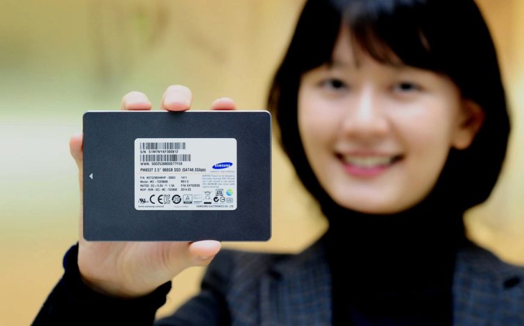 Image 1 : De la mémoire TLC pour les SSD professionnels Samsung