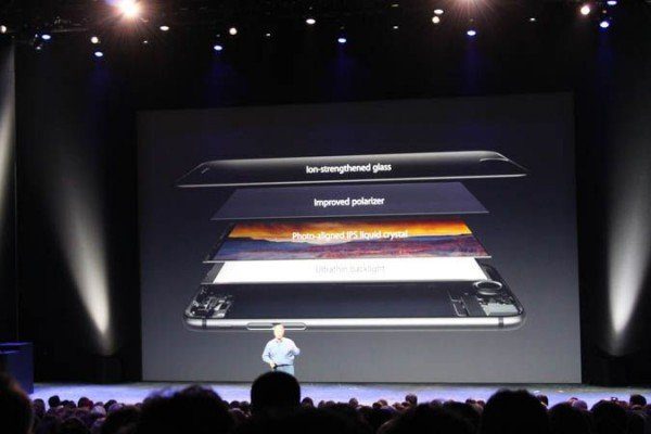 Image 1 : 4 millions d'iPhone 6 (Plus) en 24 heures