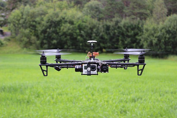 Image 1 : Pas à pas : Monter son drone quadricoptère haut de gamme