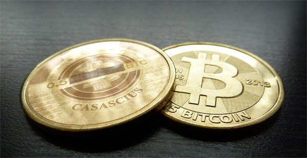 Image 1 : Le bitcoin perd 30 % de sa valeur en un jour