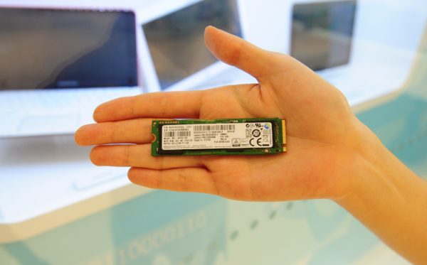 Image 1 : 2,15 Go/s pour le SSD M.2 Samsung SM951
