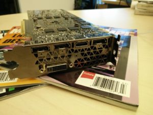 Image 3 : NVIDIA : la GeForce TITAN-X de près