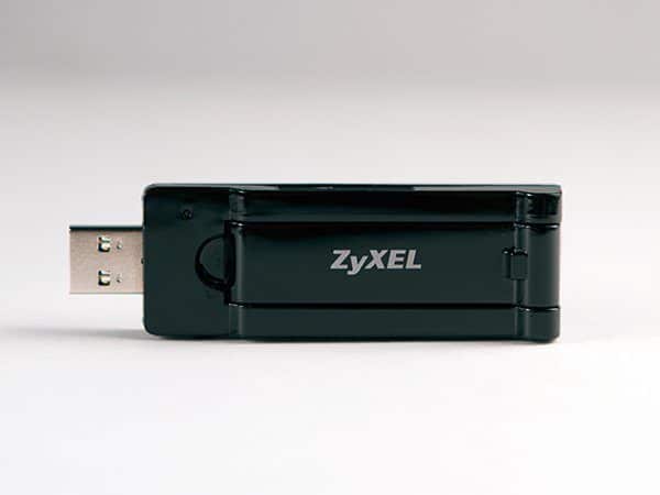 Adaptateur clé USB Wi-Fi bibande 5 GHz 2,4 GHz 600 Mb/s pour MAG