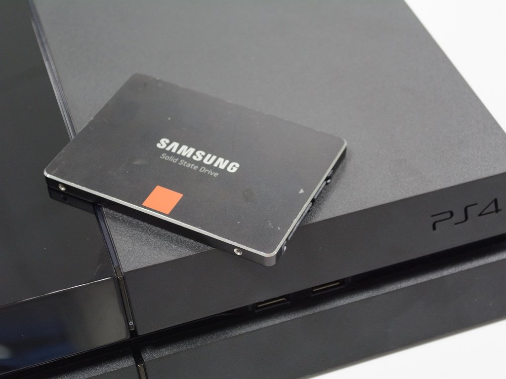 Image à la une de Installer un SSD dans la PlayStation 4 : le guide