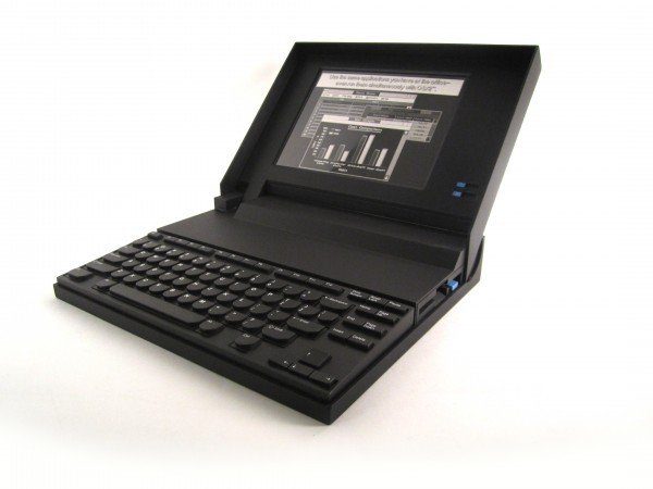 Image 1 : Le designer du ThinkPad est mort