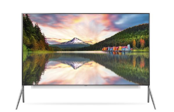 Image 1 : LG a aussi un téléviseur 8K, de 98 pouces (2,5m)