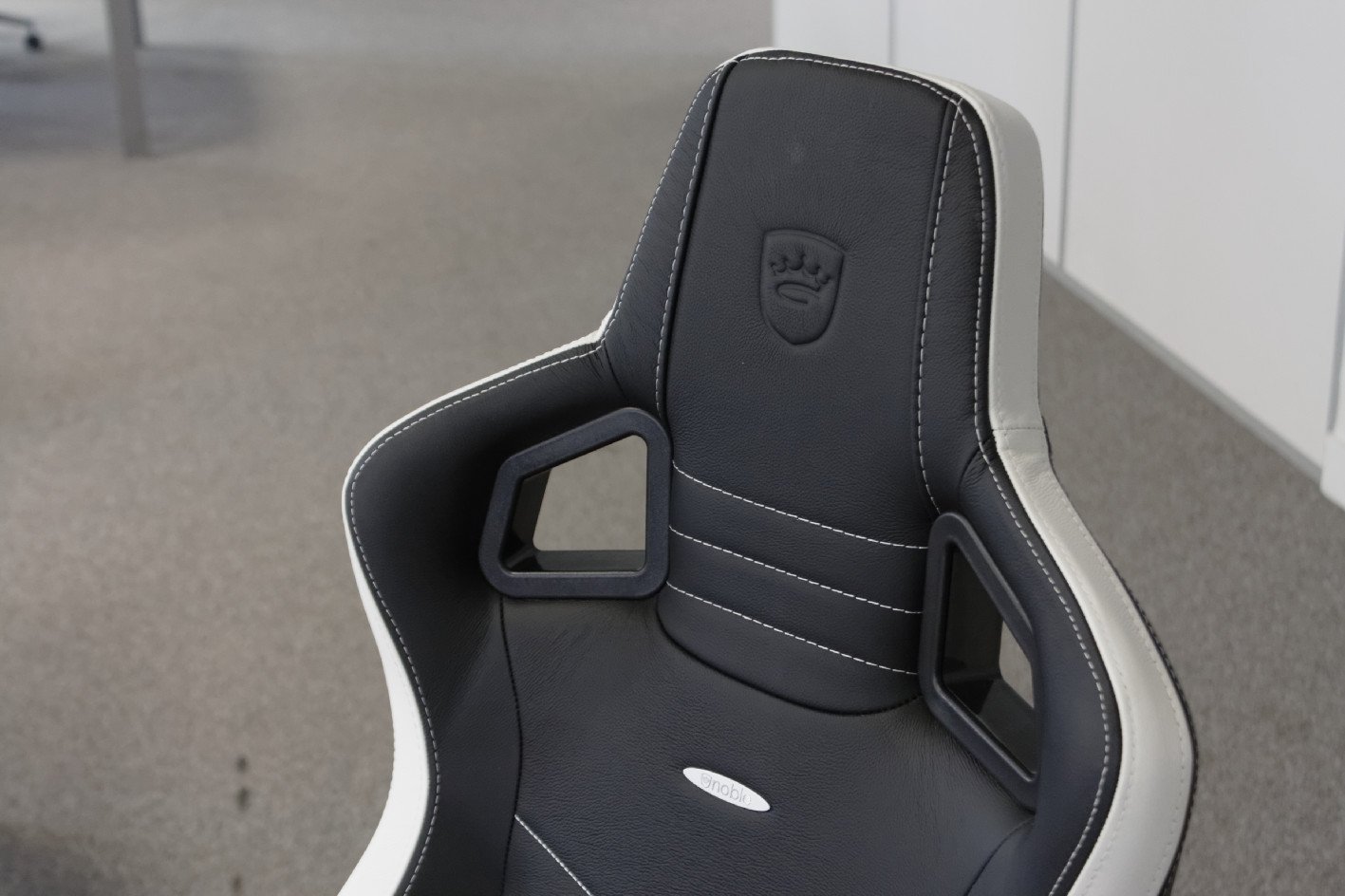 Image 22 : Test : noblechairs Epic Series, fauteuil gaming de luxe, tout cuir, tout confort
