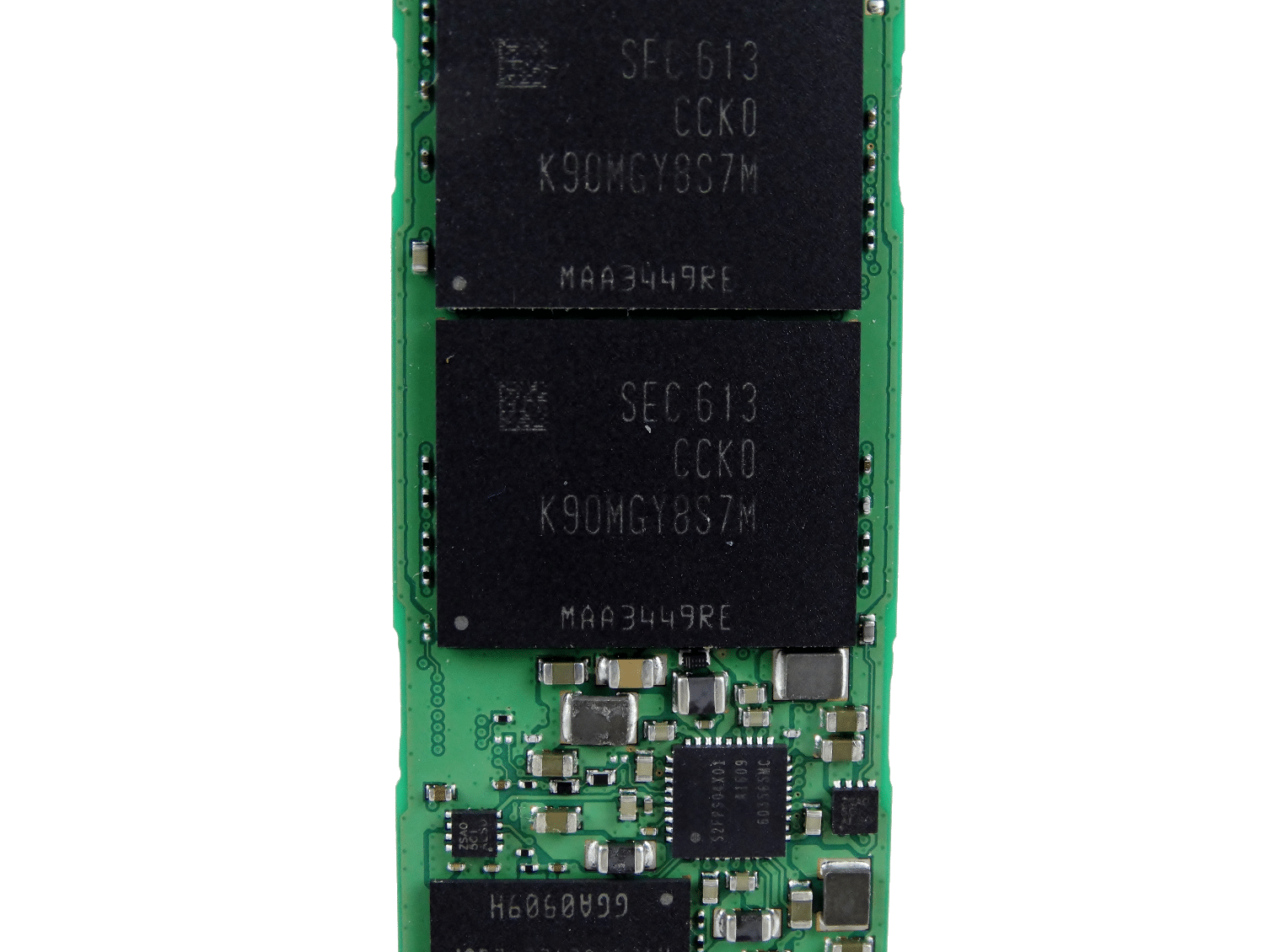 Image 7 : Test SSD : Intel 600p et Samsung PM961, un avant-goût du futur 960 EVO