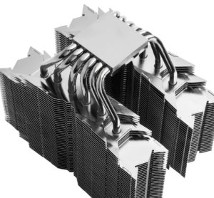Image 2 : Thermalright Silver Arrow ITX-R, gros ventirad optimisé pour les petites cartes mères