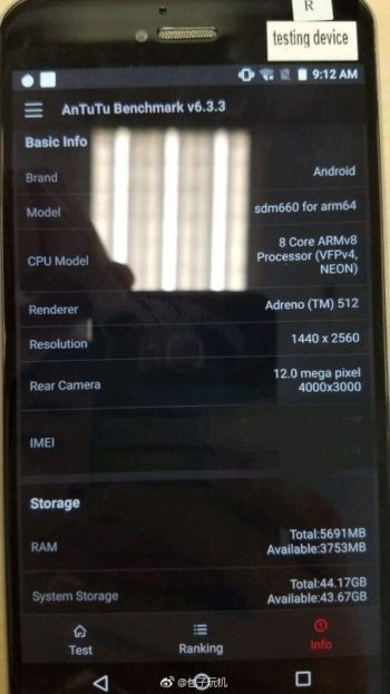 Image 2 : Snapdragon 660 : quatre coeurs Kryo à 2,2 GHz, 6 Go de LPDDR4X