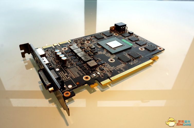Image 3 : GeForce GTX 1070 single slot de Galax : détails des fréquences et températures