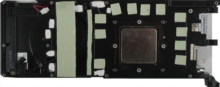 Image 13 : Preview : la GeForce GTX 1080 Ti analysée en détails, PCB et refroidissement