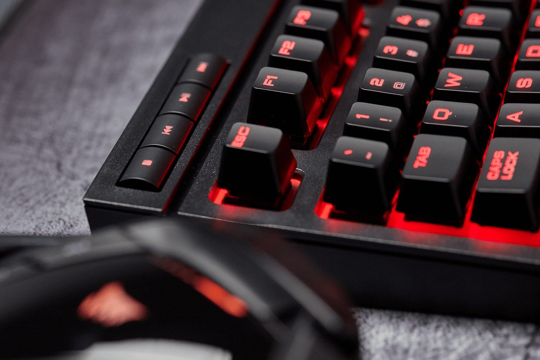 Image 10 : K63 : premier clavier gaming Corsair Cherry MX à moins de 100 euros