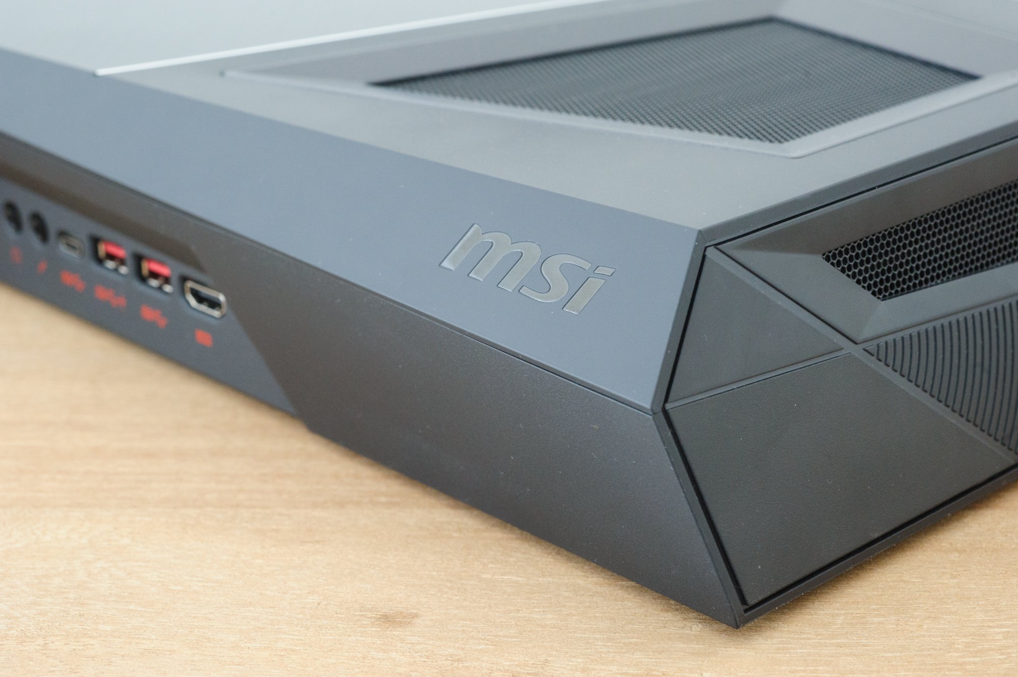 Image 8 : Test : MSI Trident 3, aussi petit et plus puissant qu'une PS4 Pro