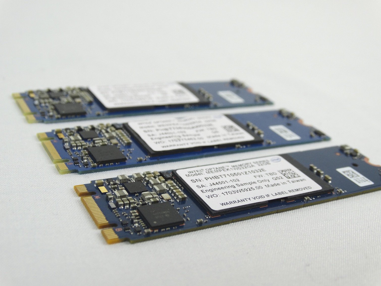 Image à la une de Test : 3 SSD Optane M.2 en Raid 0, parfois trop rapide pour le standard PCIe !