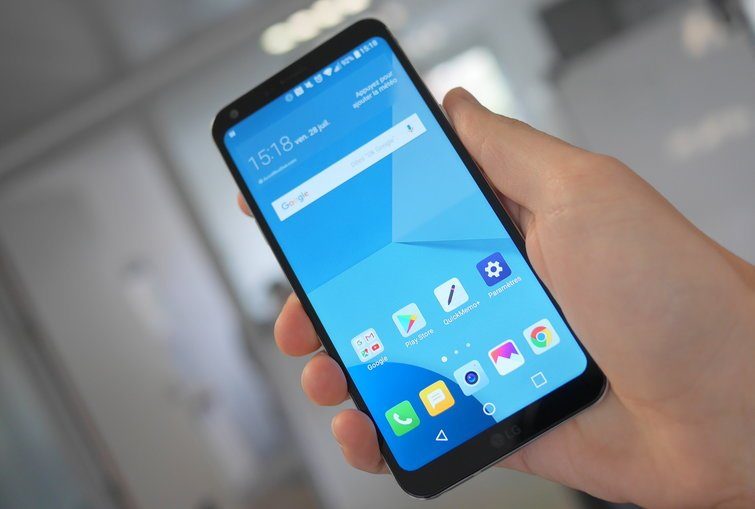 Image 1 : Test : smartphone LG Q6, le design ne fait pas le smartphone