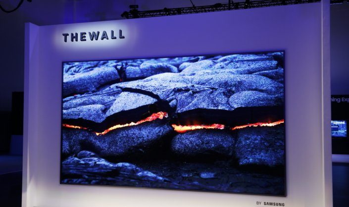 Image 1 : CES18 : The Wall, le premier téléviseur MicroLED 4K sans rebord de Samsung