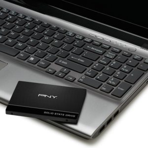 Image 2 : CS900 : premier SSD PNY de 960 Go avec de la NAND TLC