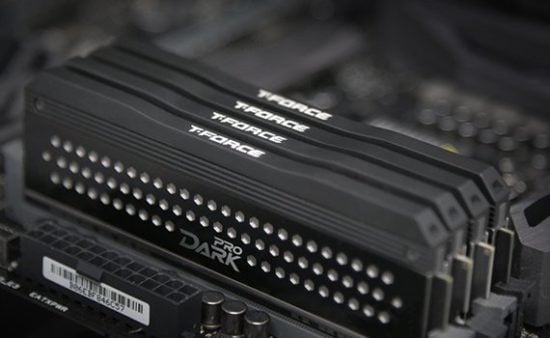 Image 1 : Team Group monte sa RAM en DDR4-3466 pour Ryzen 2000