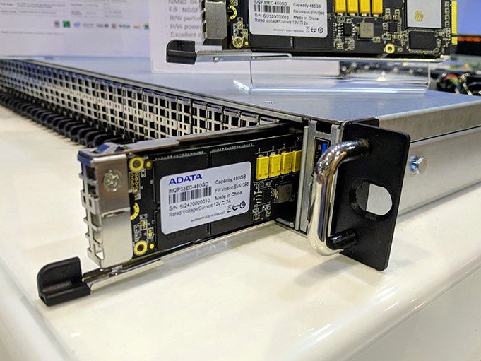 Image à la une de SSD M.3 : ADATA parle du nouveau format et présente un premier modèle