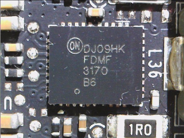 Image 5 : Test : le circuit d'alimentation de la RTX 2080 Ti FE décrypté