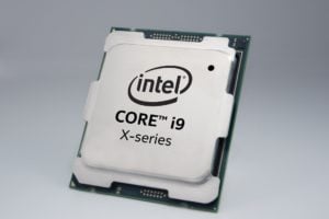Image 4 : Les nouveaux CPU Intel et la MSI Z390 GodLike en détail