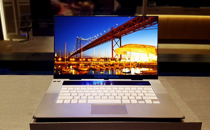 Image 1 : Samsung montre un magnifique écran OLED 15 pouces pour PC portable
