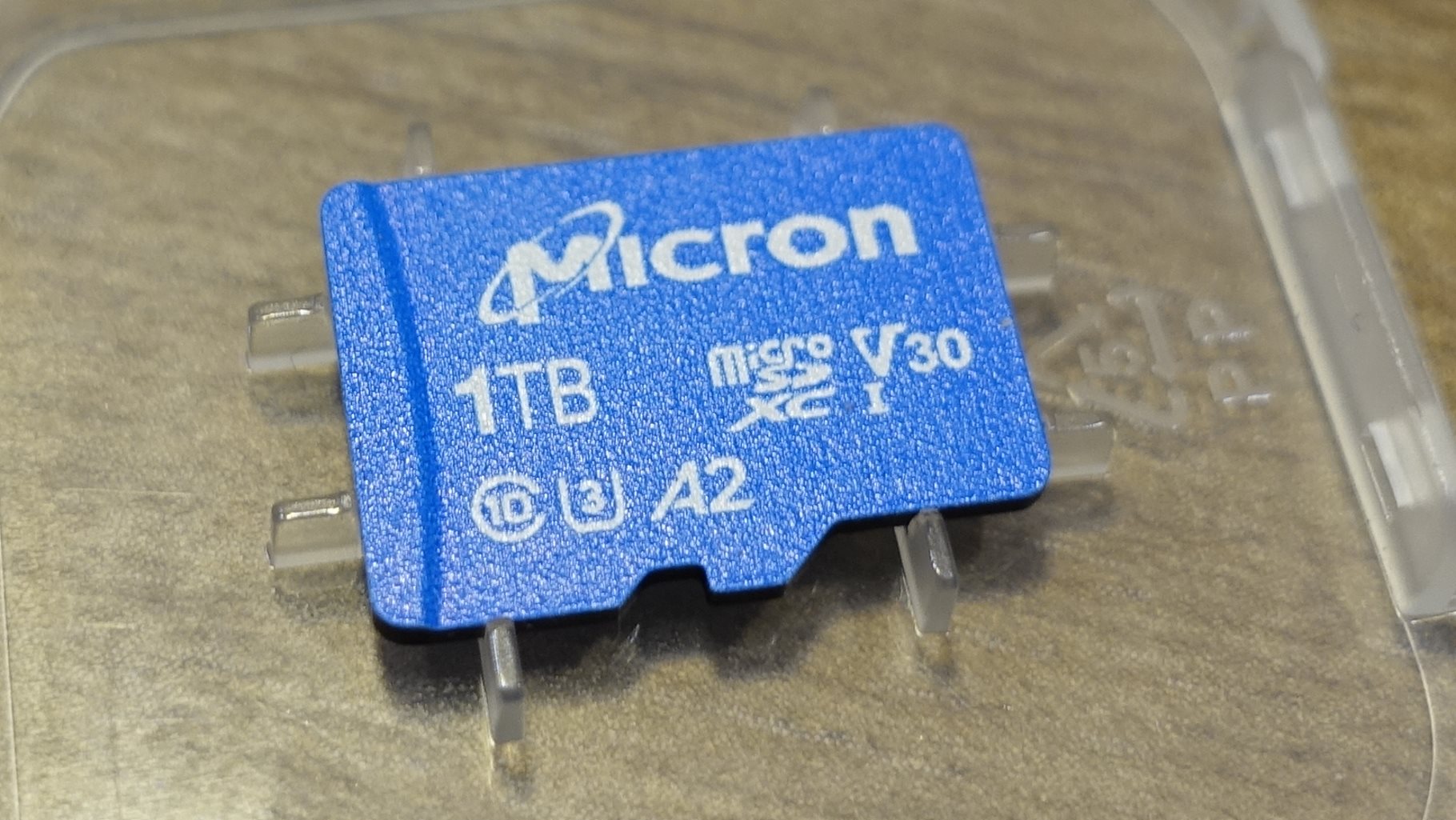Micron microSD (1)