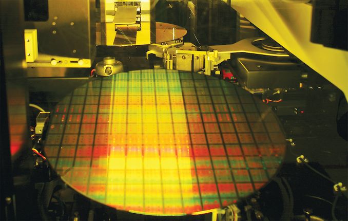 tsmc_wafer_semiconductor_chip_300mm_fab_1_678x452