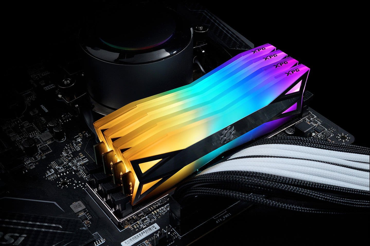 Image 3 : Adata XPG Spectrix D60G : de la DDR4 qui mise sur le RGB