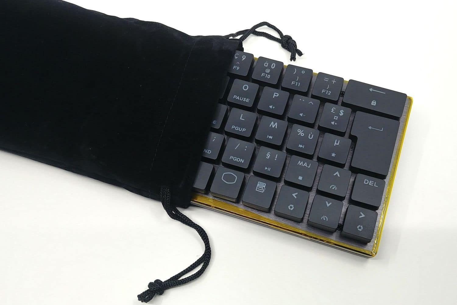 Image 1 : Mini Test : le clavier compact SK621 de Cooler Master est l'un des meilleurs du genre