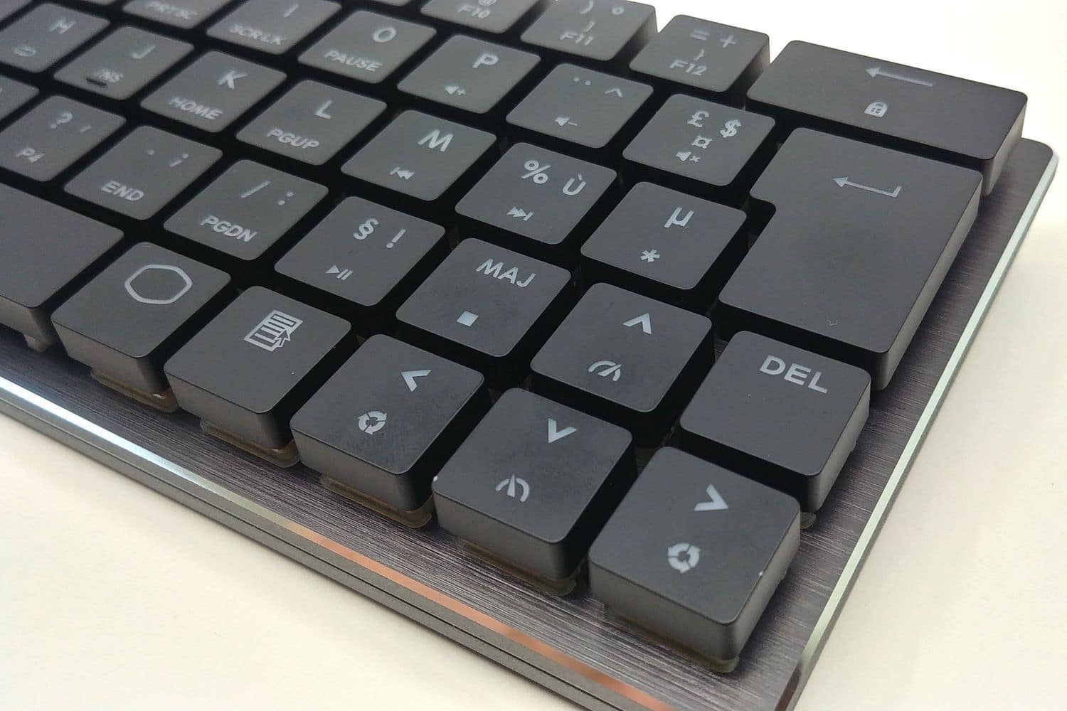 Image 5 : Mini Test : le clavier compact SK621 de Cooler Master est l'un des meilleurs du genre