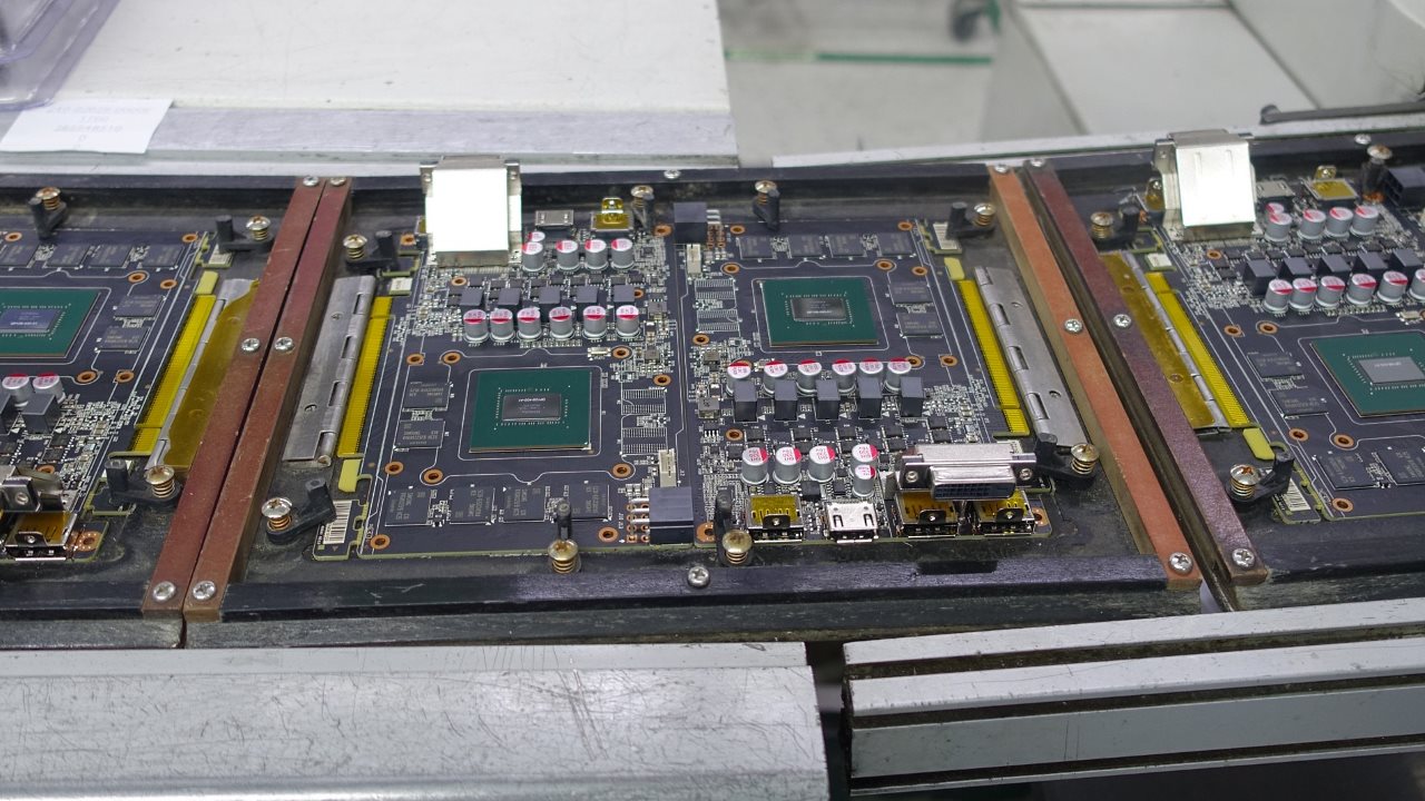 Cover usine gpu