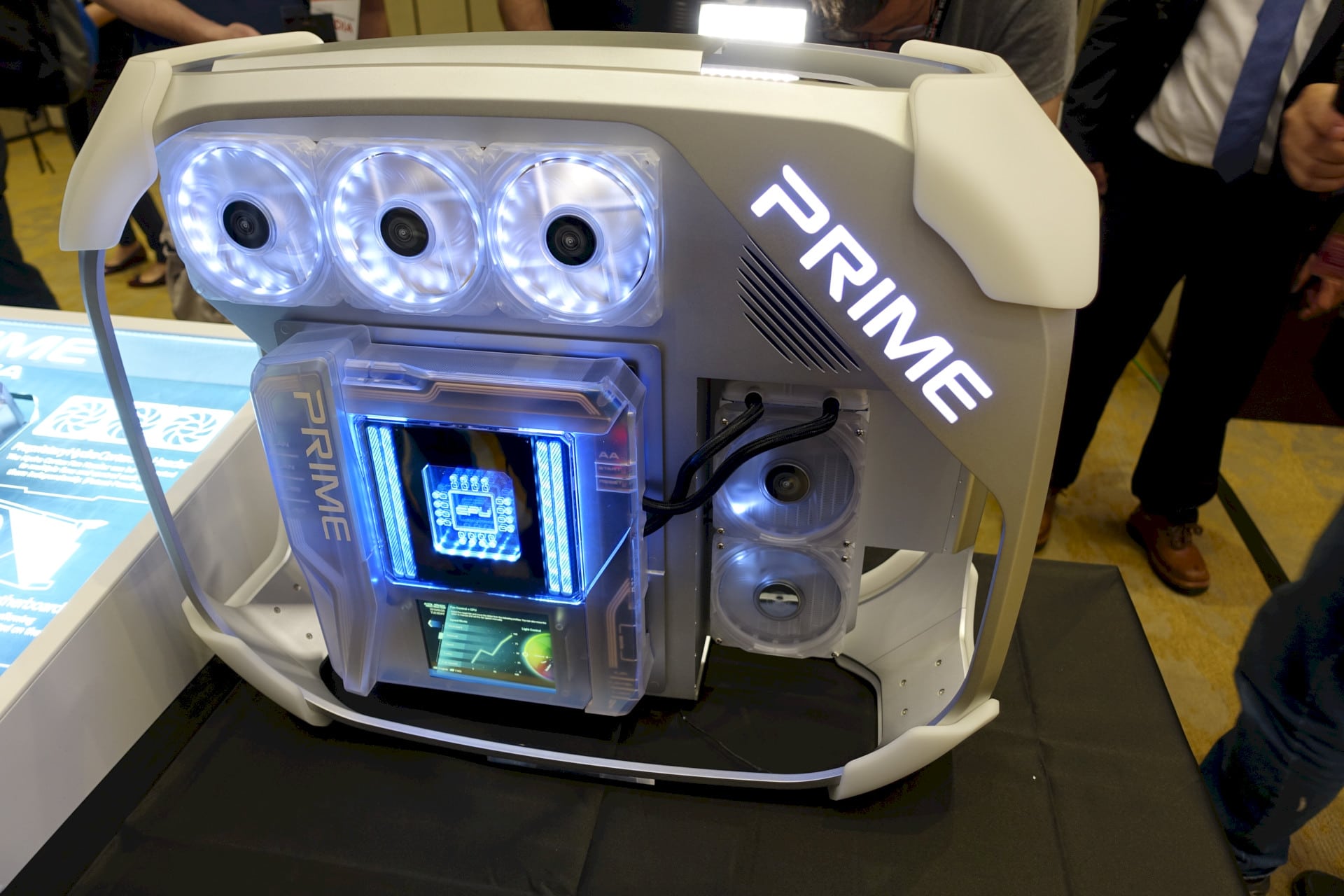 Image 1 : Computex : Asus Prime Utopia, une machine venue tout droit du futur !
