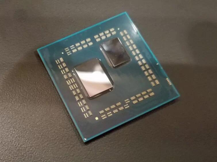 Image 1 : Confirmation d'un CPU Ryzen 3000 16 cœurs, échantillon d'essai à 4,2 GHz