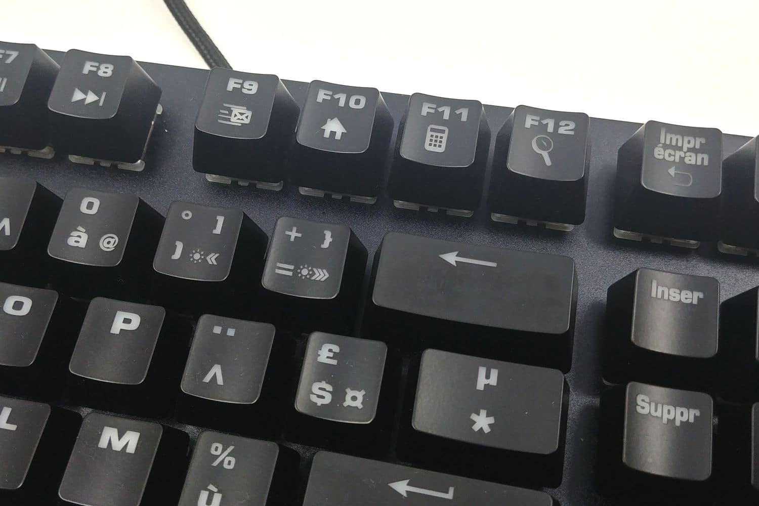 Image 7 : Mini Test : clavier Strike 4, un retour mitigé pour Mad Catz