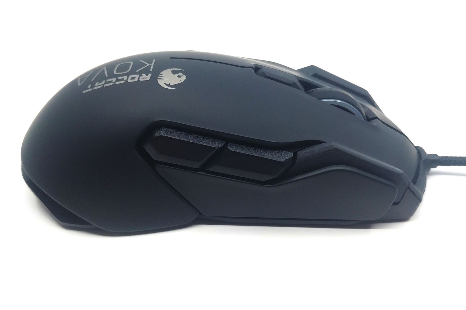 Roccat présente sa nouvelle souris ambidextre Kova