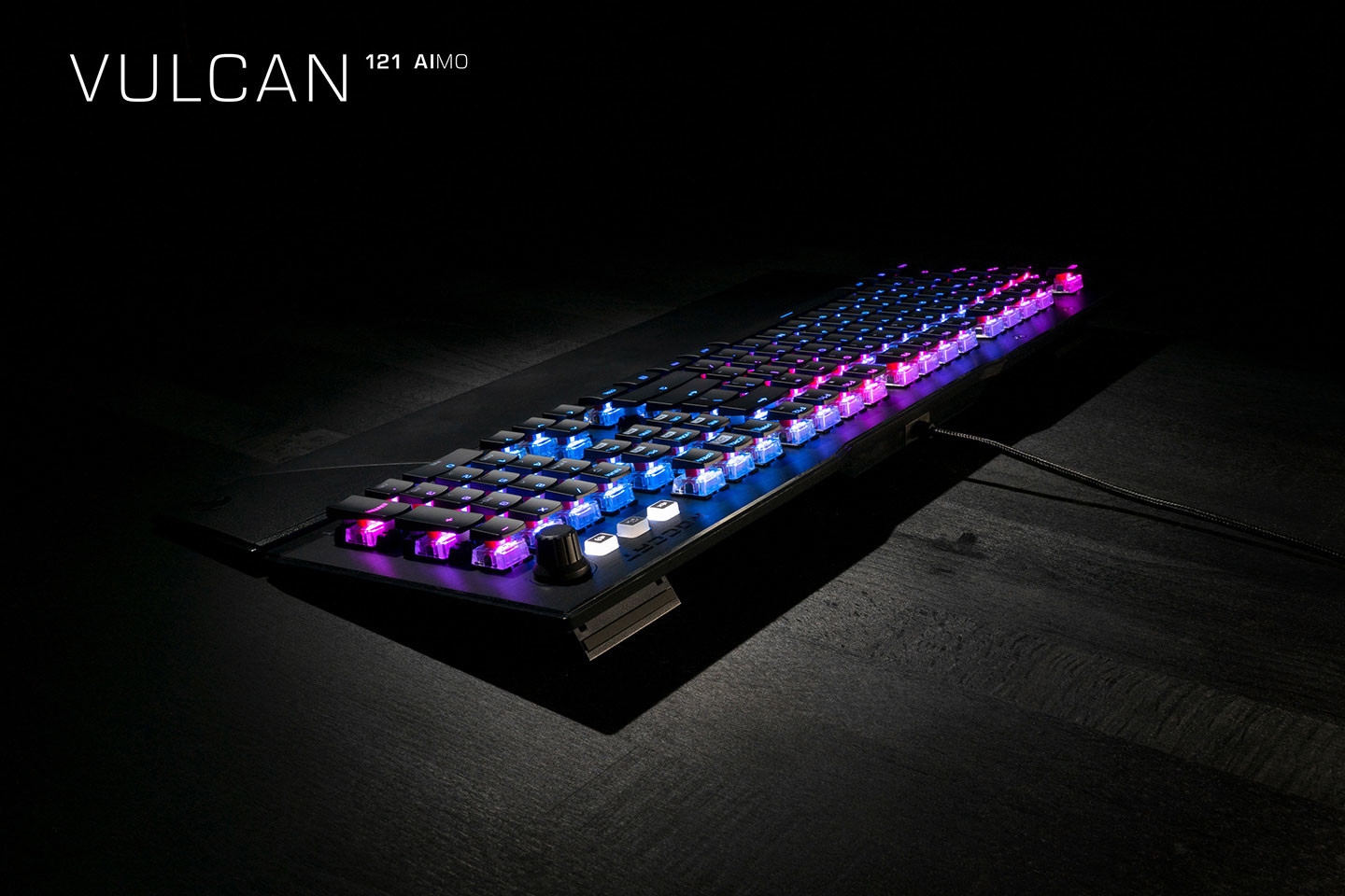 Roccat Trois Souris Deux Claviers Et Meme Un Tapis De Souris Rgb Roccat Trois Souris Deux Claviers Et Meme Un Tapis De Souris Rgb