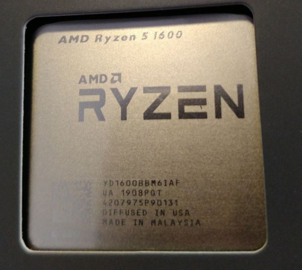 Image 1 : Un drôle de Ryzen 1600 gravé en 12 nm avec architecture Zen+