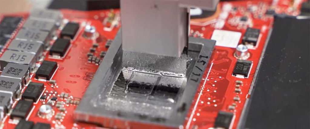 Image 1 : Asus passe à la pâte thermique métal pour ses PC portables ROG