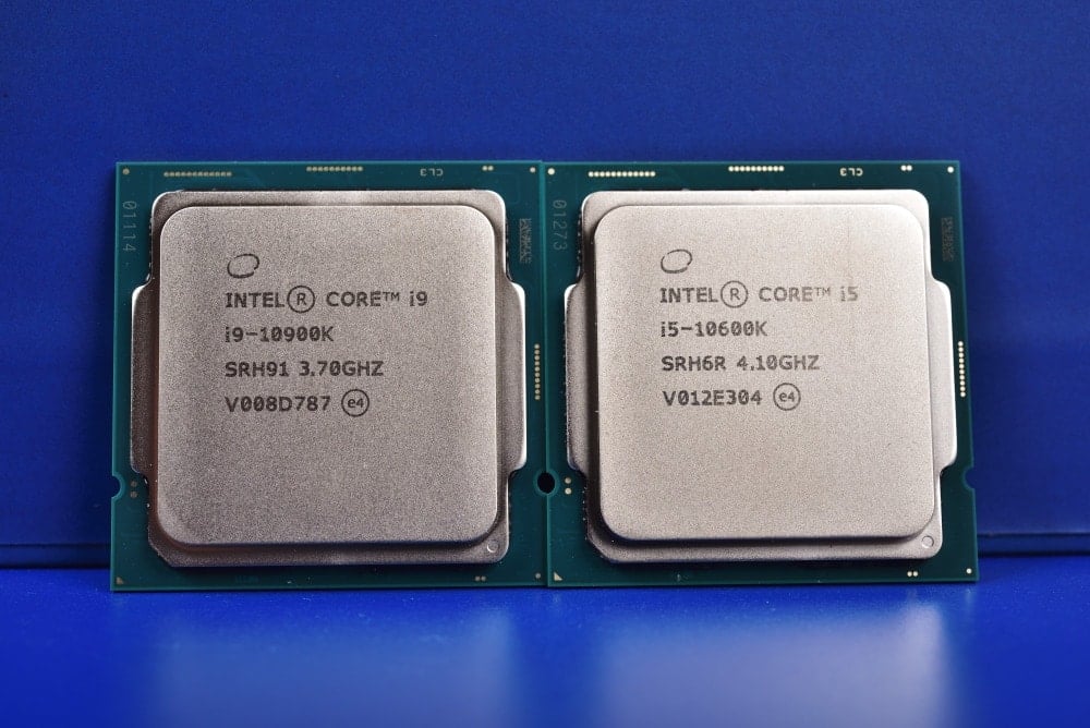 Image 6 : Les Core i9-10900K et i5-10600K déballés