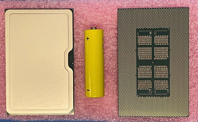 Image 1 : Intel montre un énorme GPU Xe